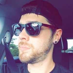 Meet your Posher, Justin